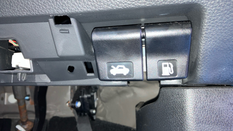 Nissan Qashqai 1.3 DiG-T N-Connecta 5dr [Glass Roof Pack] Petrol Hatchback